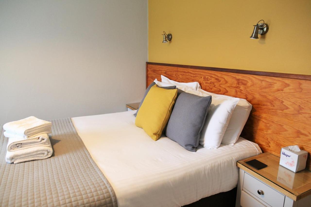 Tricky'S Hotel Редрут Экстерьер фото